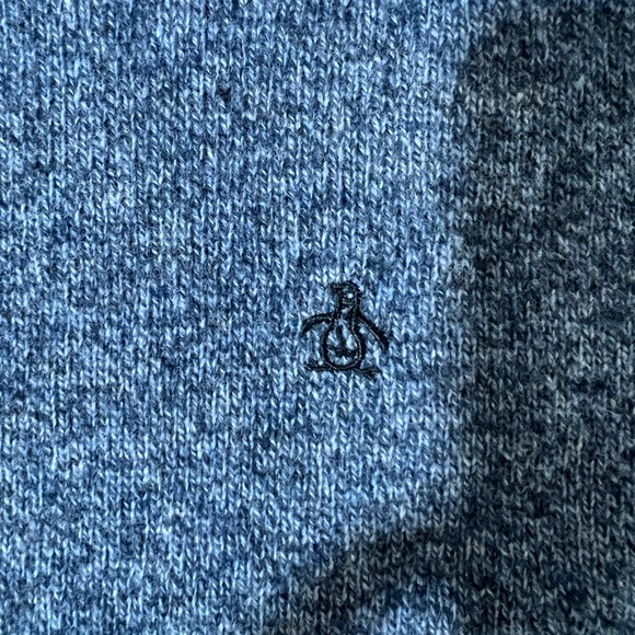 Penguin 100% Lambwool Blue sweater size Small Wms - Picture 4 of 6